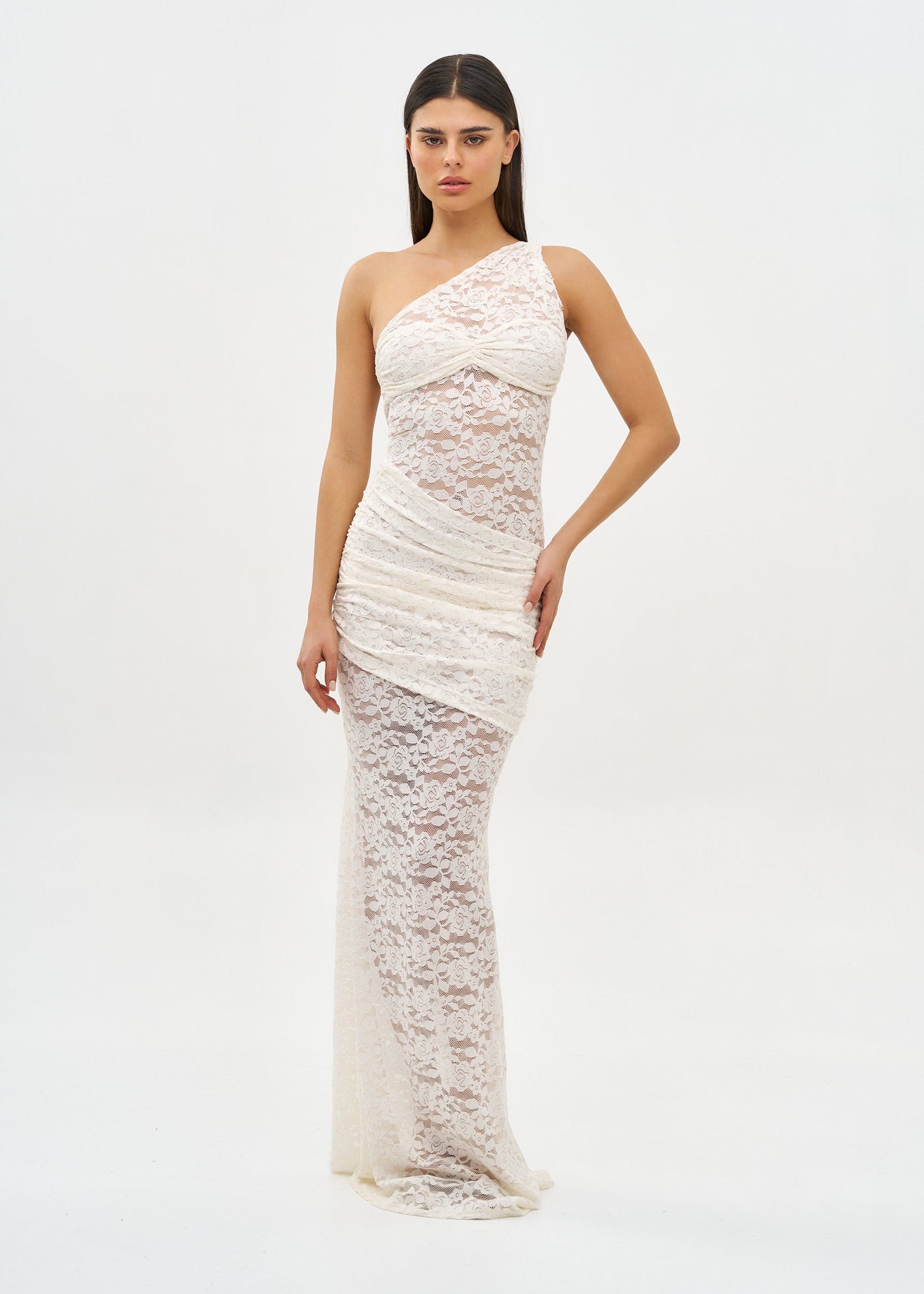 IRINA CREAM LACE - MAXI DRESS