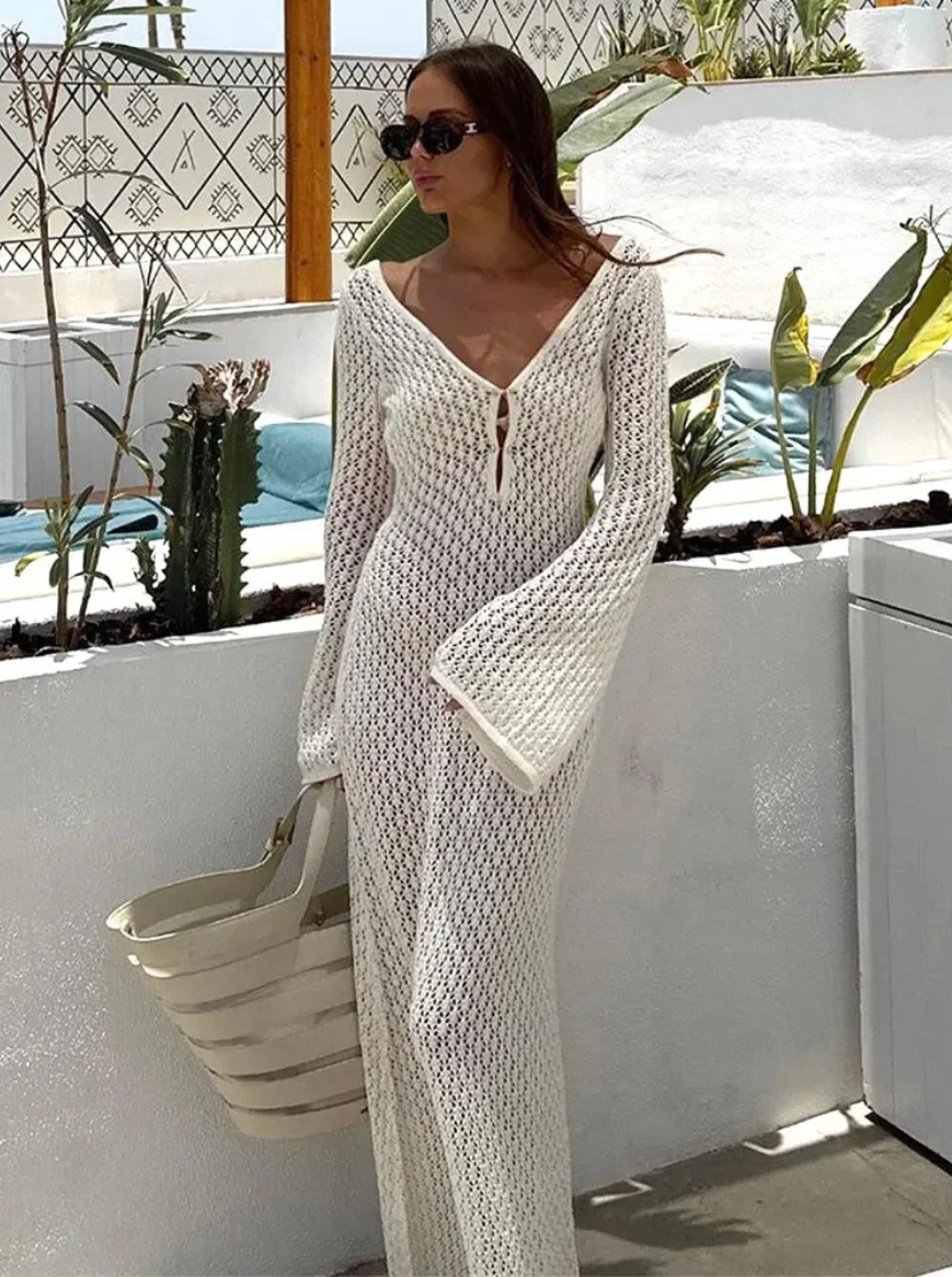 Tyra Cover-up