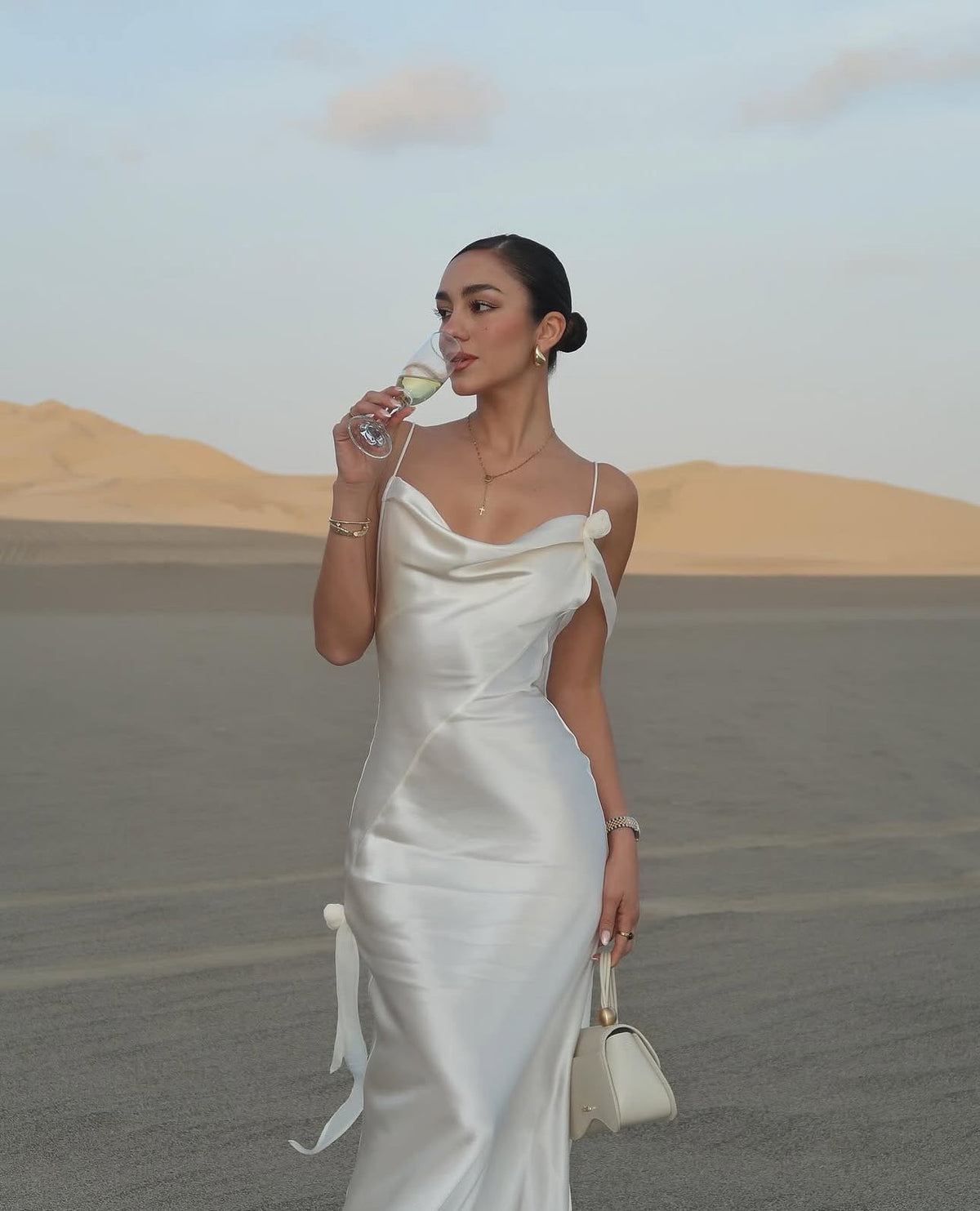 Lindth Dress