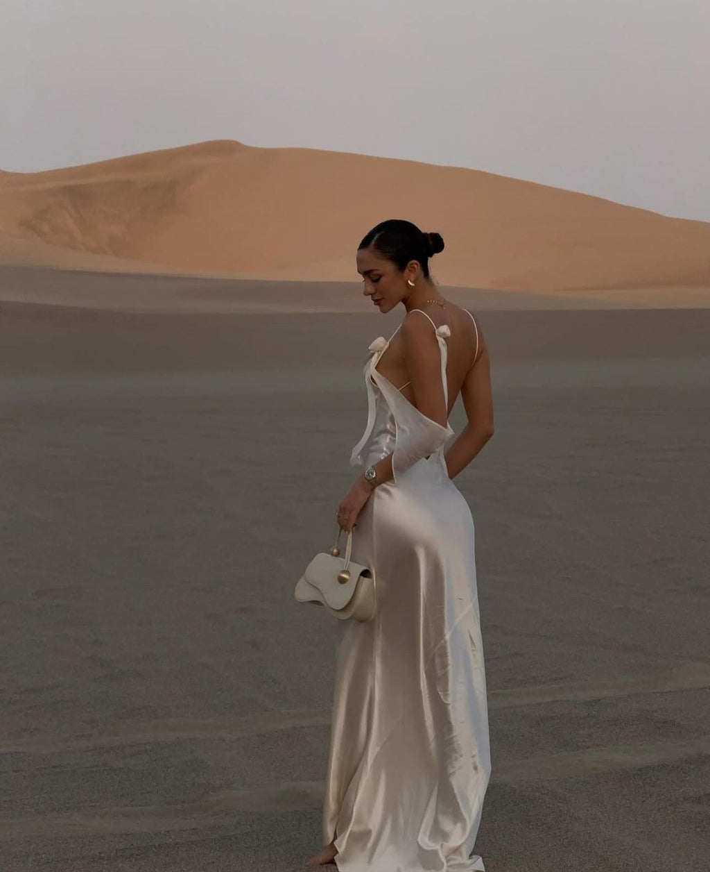 Lindth Dress
