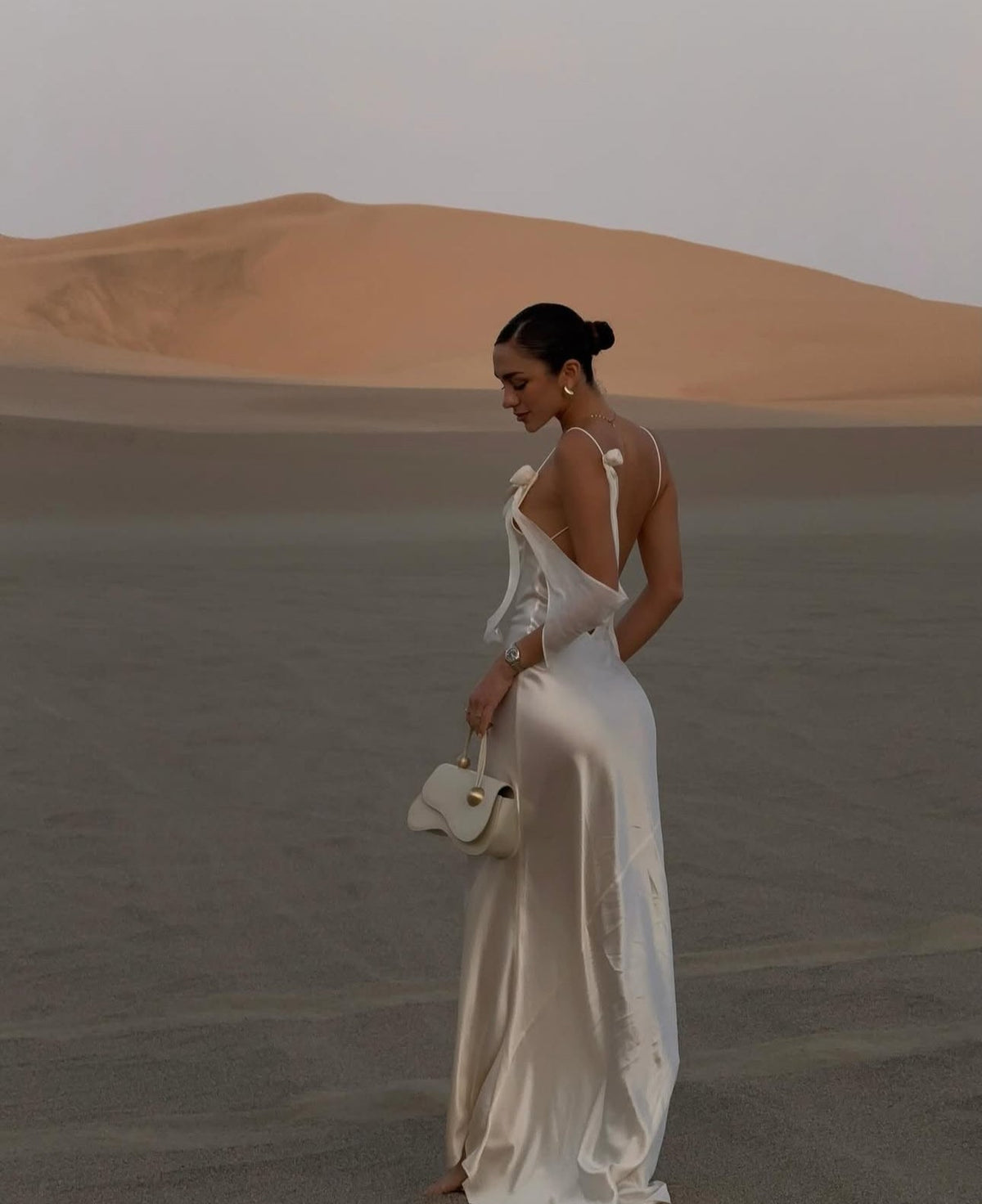 Lindth Dress