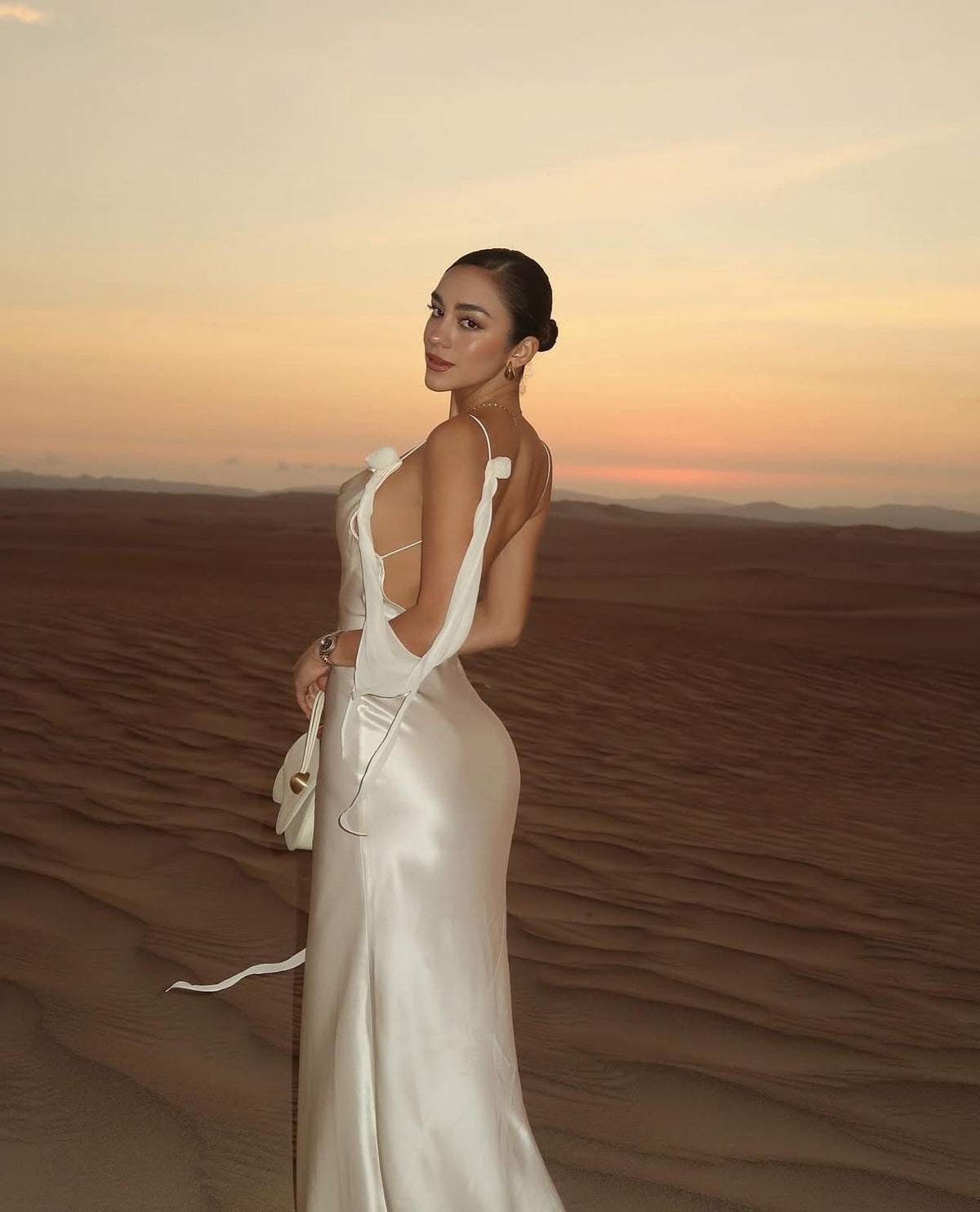Lindth Dress
