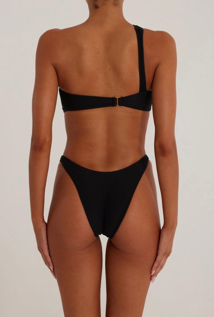 Amanda® One Piece